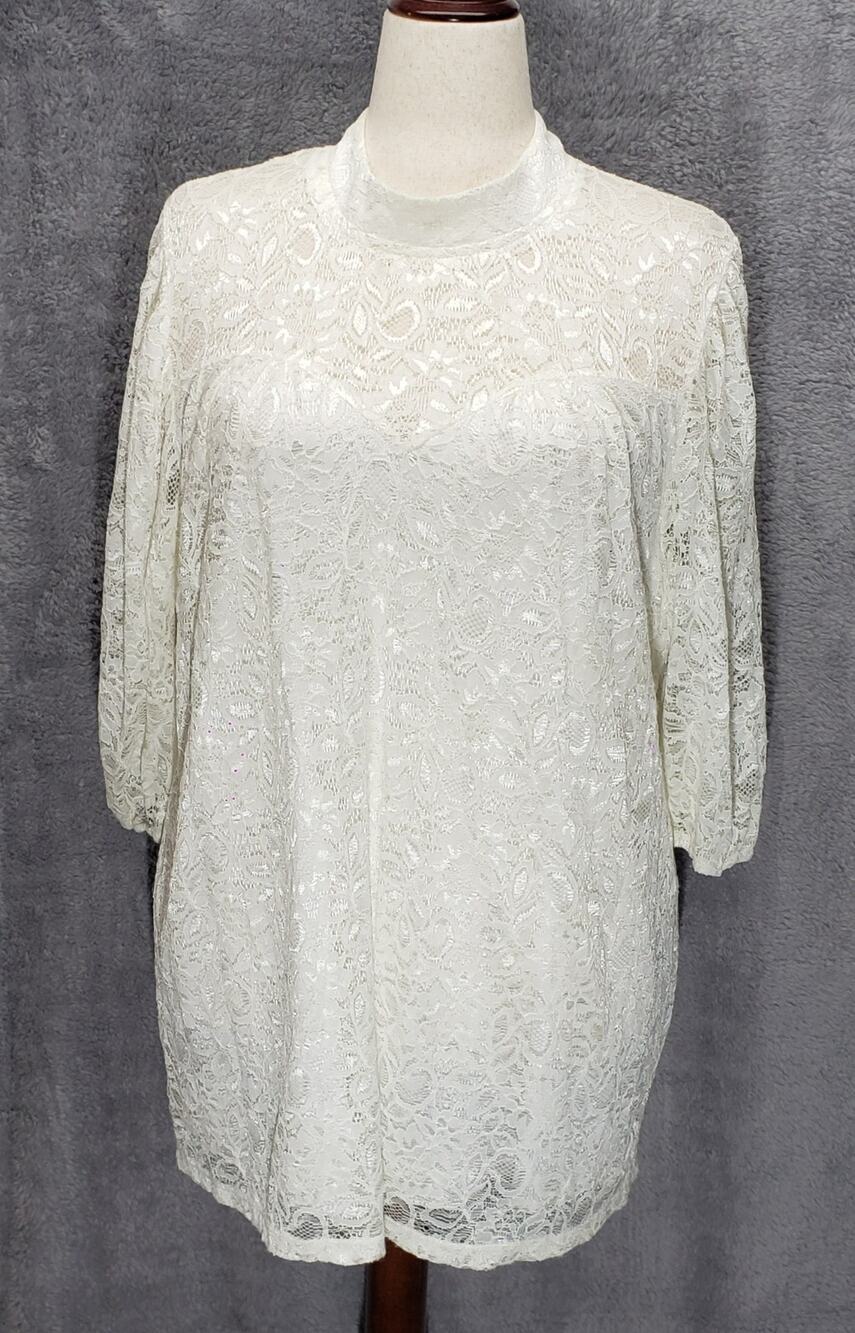 Eve & Maddie Cream Lace Top 2X Mock Neck Coquette Romantic Soft Girl Prairie